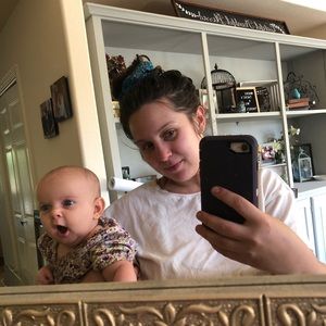 Meet your Posher, Ari